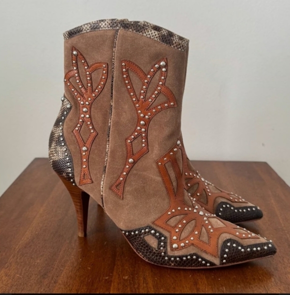 Donald J. Pliner Tonto Suede/Lizard  Studded Boot Size 8.5 NWOB